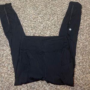 luluemon athletic leggings w/ pockets